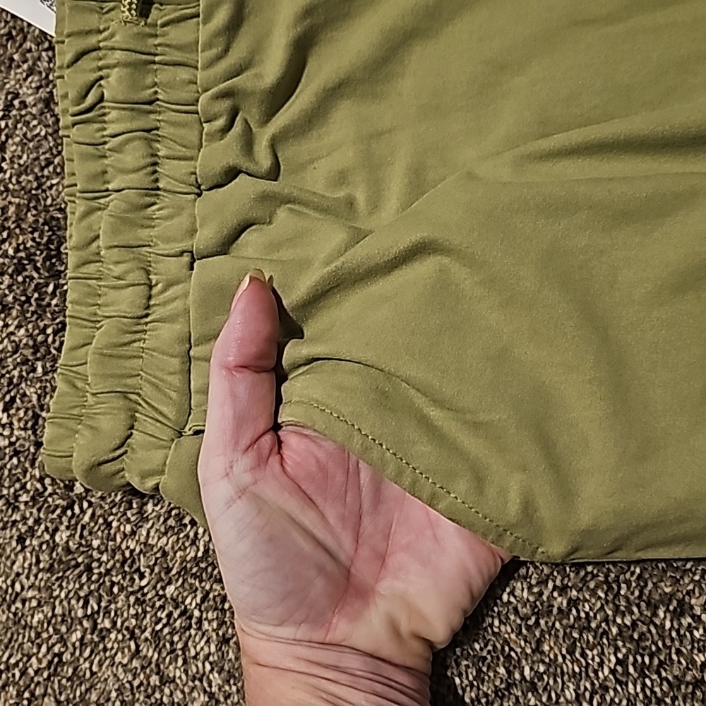 Light Olive Green Joggers with Elastic Cuffs and Relaxed Fit - Picture 5 of 7